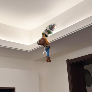 【新家的100个快递】巴斯光年救援胡迪装饰摆件客厅吊顶挂件布置