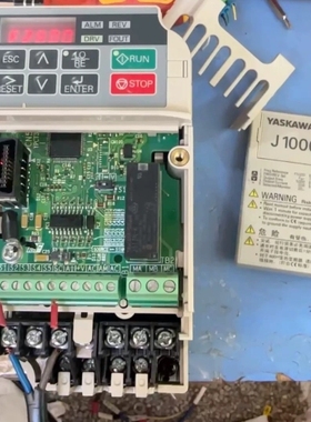 议价原装拆机安川J1000系列变频器型号CIMR-JCBA000