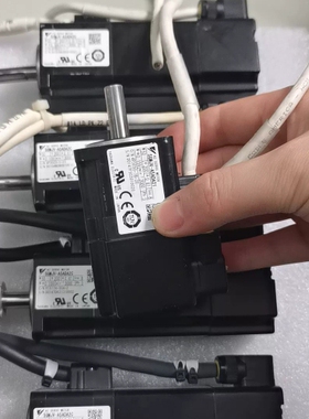 议价安川YASKAWA伺服电机，型号SGMJV-A5ADA21，