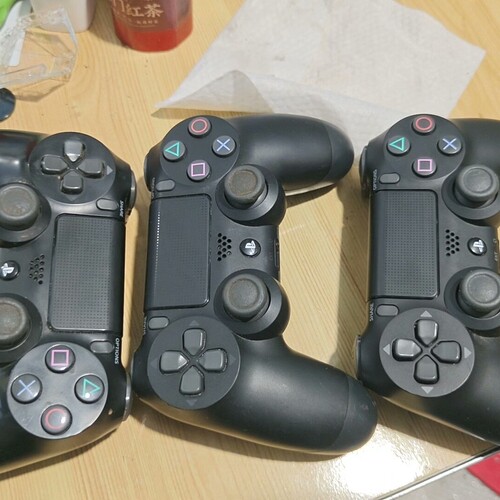 议价索尼PS4原装二代手柄，型号CUH-ZCT2J，黑色无线款，