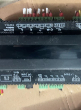 议价丹佛斯AK-CC 525A控制器，型号084B8019，原装
