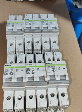 议价八成新拆机。正品NOARK诺雅克2P D4A断路器。