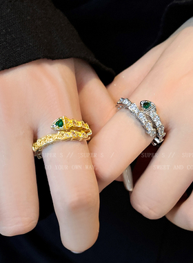 高级感闪钻灵蛇形戒指个性食指戒