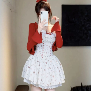 温柔风蕾丝边碎花背心连衣裙套装女春夏薄款长袖开衫辣妹收腰短裙