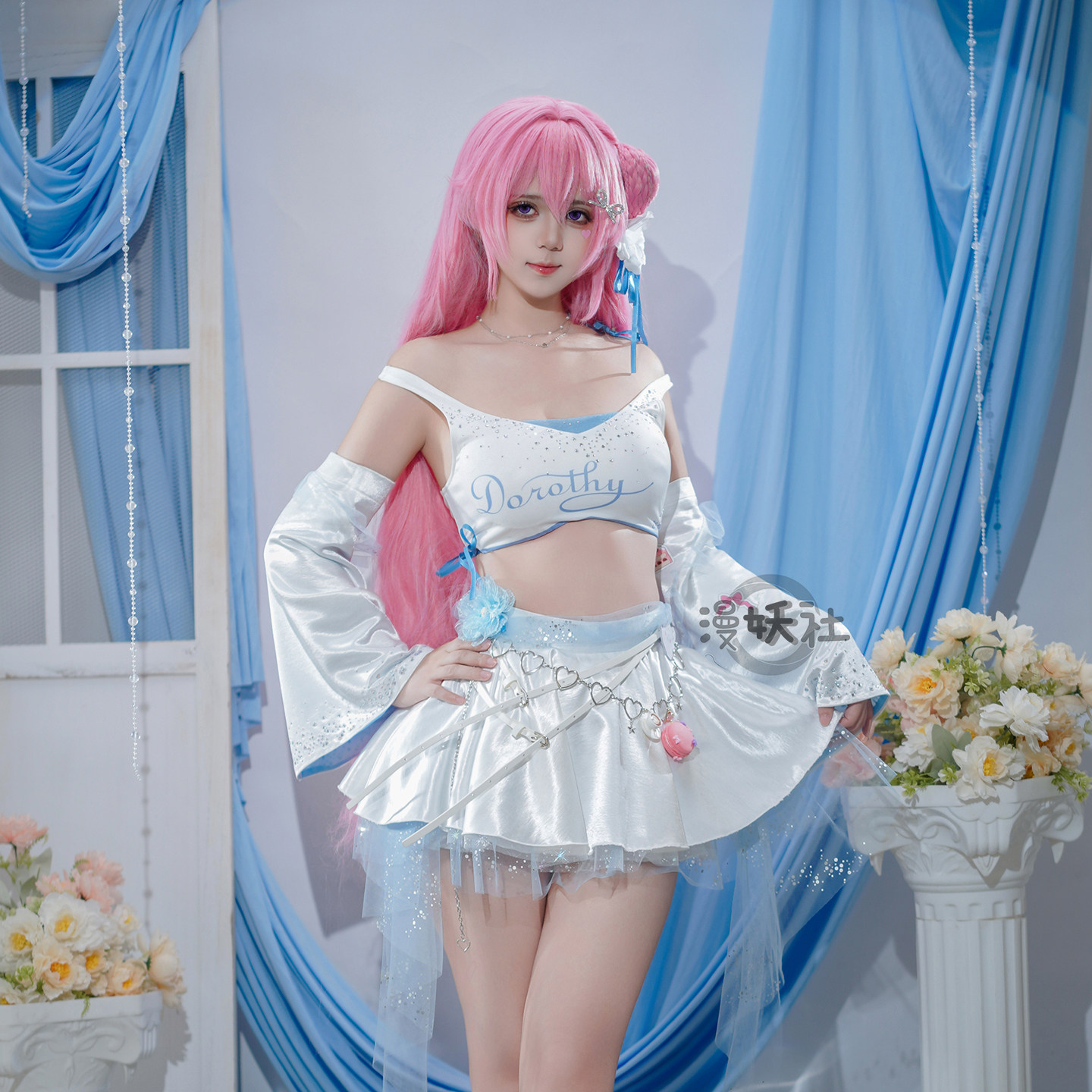 漫妖社 预售 胜利女神cos  nikke 桃乐丝 月光cosplay服装