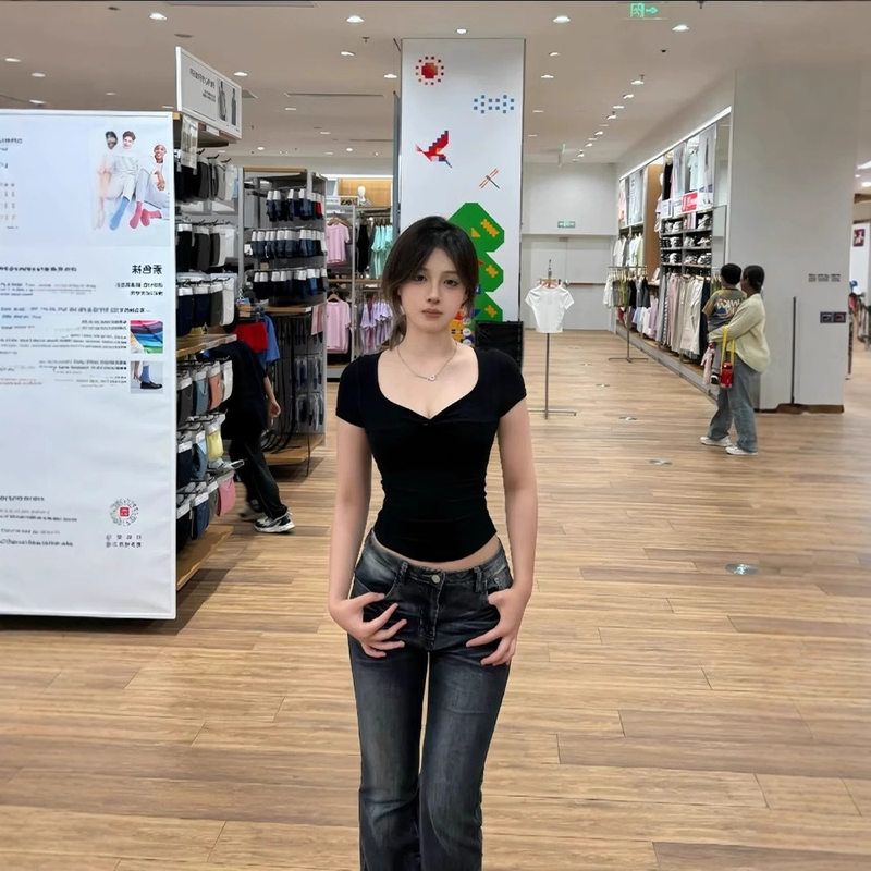 黑色一字肩V领纯棉短袖t恤女夏2025新款小众纯欲修身显瘦别致上衣