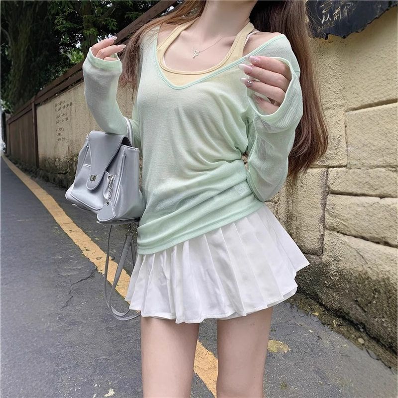 V领叠穿防晒长袖T恤气质修身显瘦挂脖吊带背心女夏季纯欲时尚套装