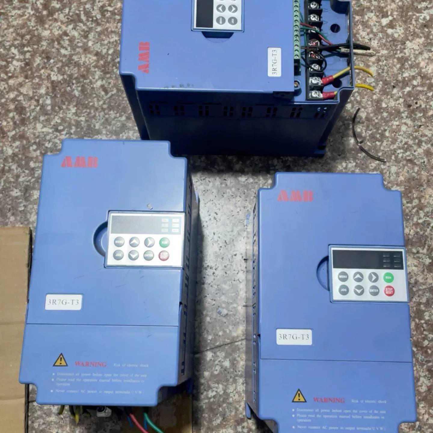 可维修安邦信变频器AMB100-3R7G/5R5P-T3 3.7K议价