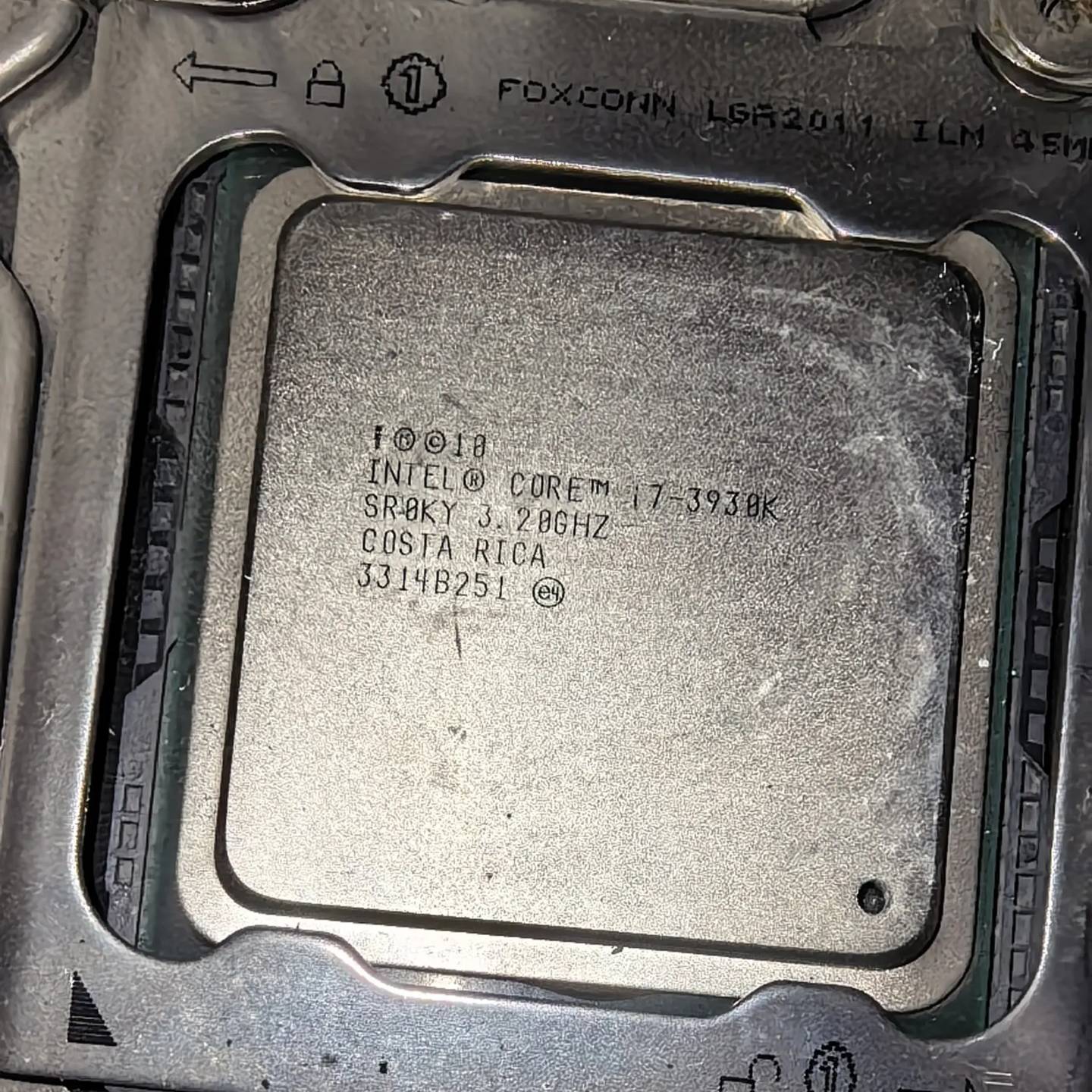 可维修I7-3930K实物拍摄,需要联系议价