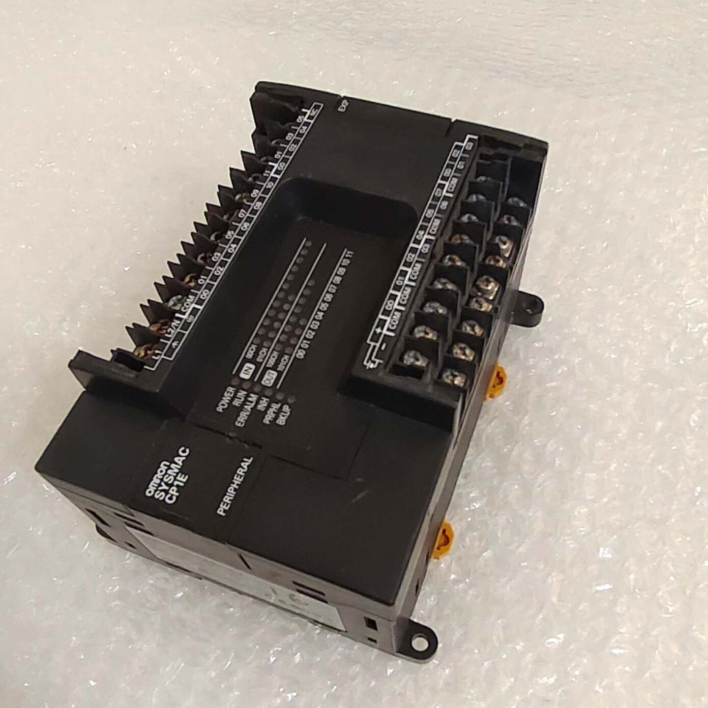 可维修欧姆龙CP1E-E30SDR-A，一台，图上实物，功能包议价