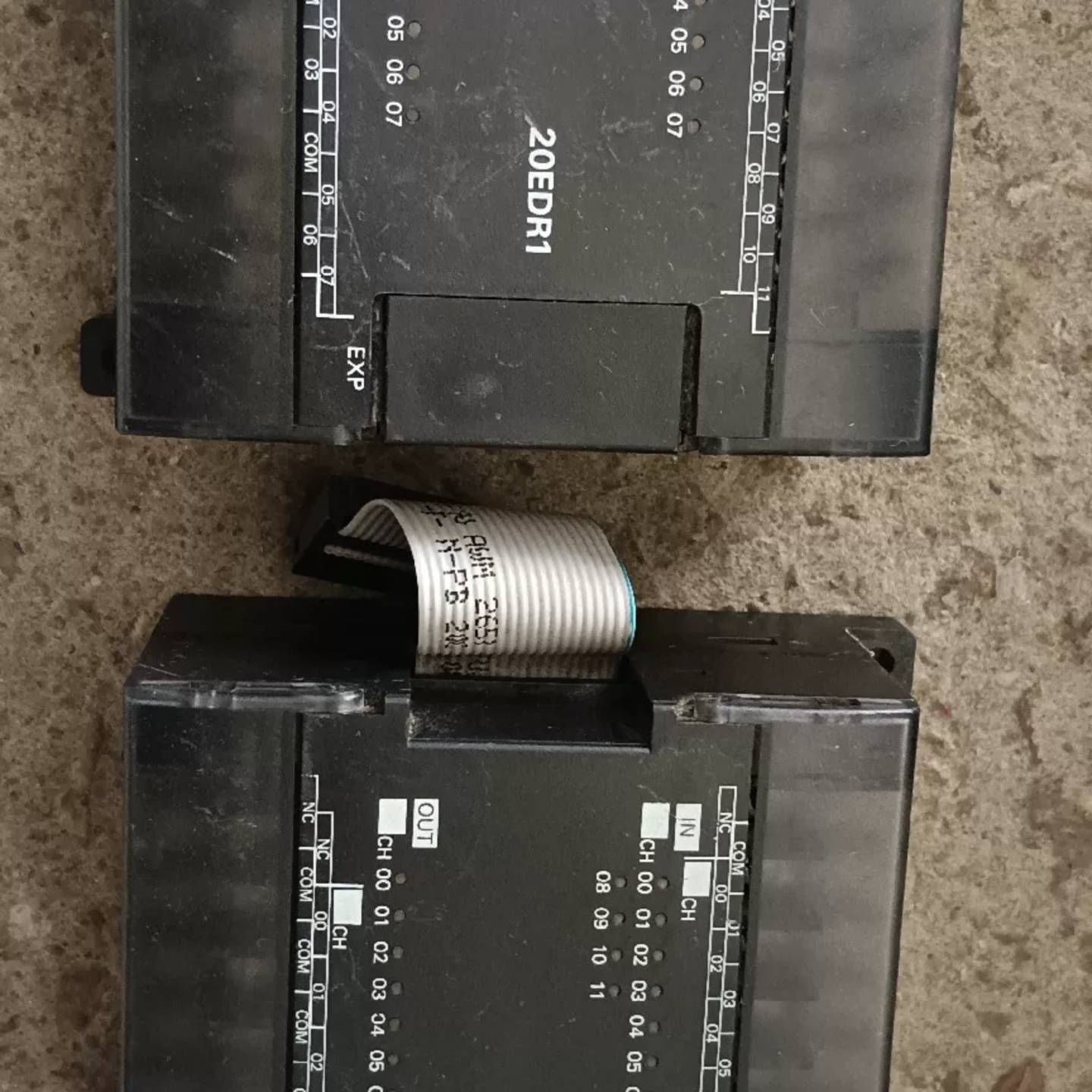可维修欧姆龙PLC扩展模块 CP1W--20EDR1有两个实物图议价