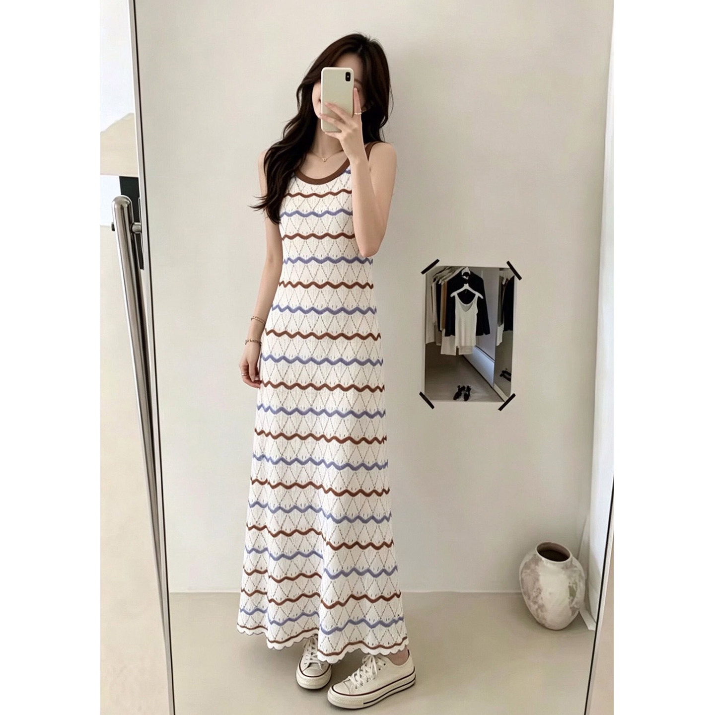 小众高级感钩花镂空条纹针织吊带连衣裙女夏季韩版修身显瘦长裙子