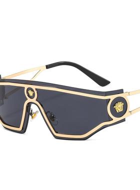 New Fashion Metal Sunglasses Ins Star with The Same Catwalk