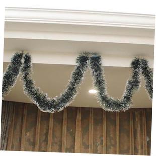 green Dark with white 圣诞 christmas edge decoration?tree