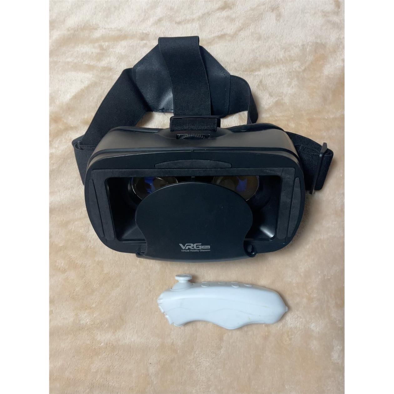 VR眼镜头盔vr眼镜加蓝牙手柄，就试过几次，可以调节瞳距，9议价