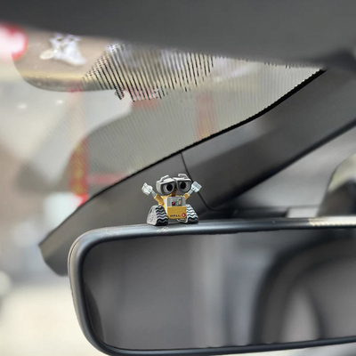 瓦力伊娃汽车载中控台屏幕摆件