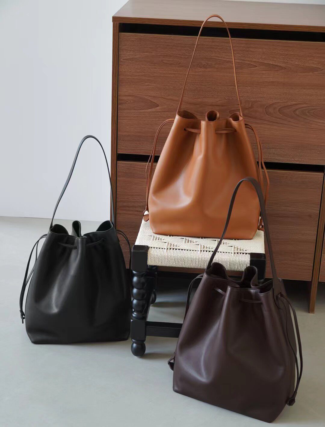 包包女式2026新款欧美时尚高级感小众设计头层牛皮手提单肩斜挎包