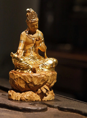 黄杨木金箔自在观音法相佛像