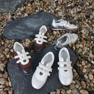 【呼呼严选】珍珠德训鞋女头层牛皮内增高3.0CM镂空休闲鞋