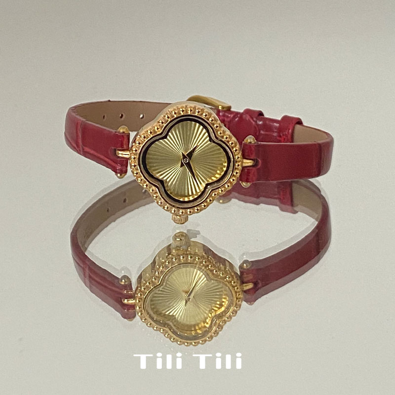 Tili手表女中古风真皮气质四叶草复古小众高级通勤防水石英女腕表