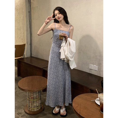 法式小清新碎花吊带连衣裙女装