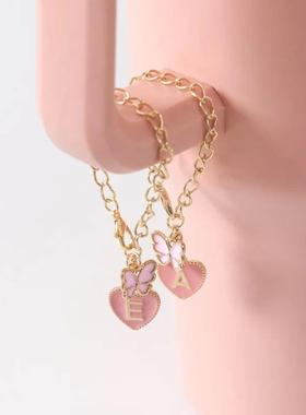 新的1个字母魅力配件粉红色心形个人