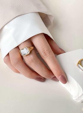 Vintage Simple Large Zircon Ring Women