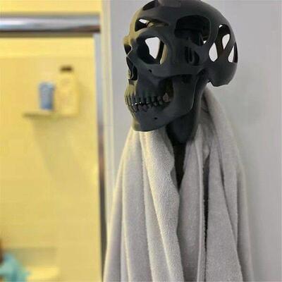B59A3D Skull Helmet Display Package Helmet Rack Motorcycle