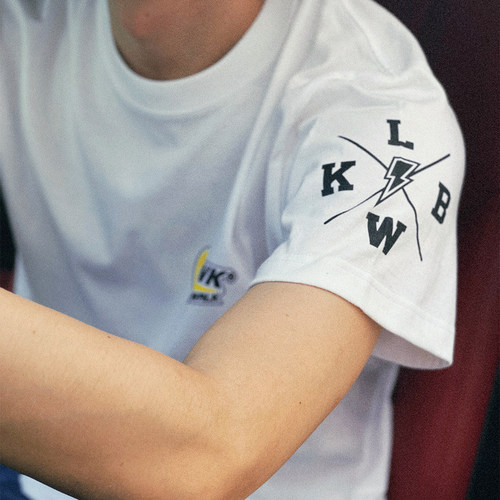 日本官方LBWK圆形徽章印花短袖