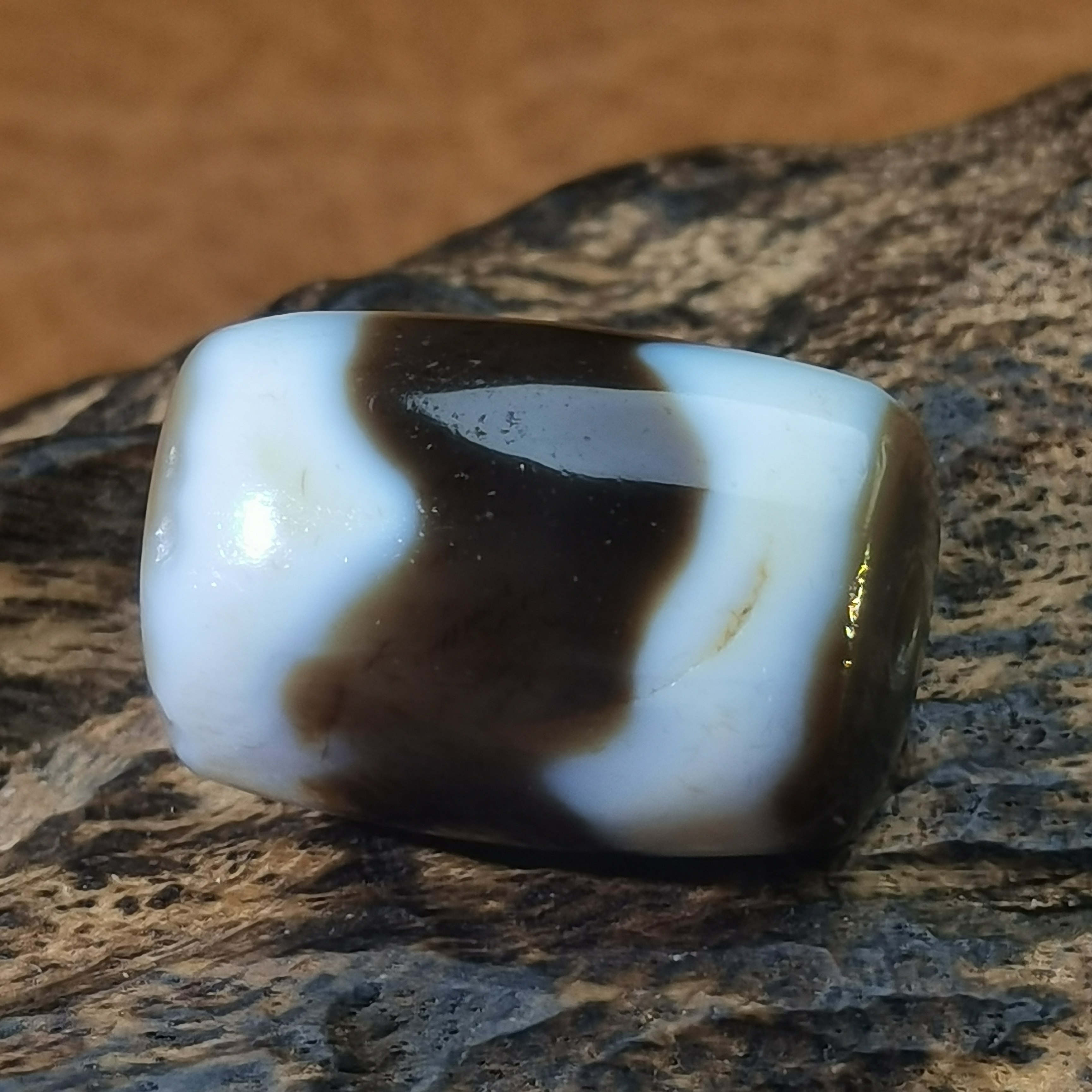 藏系真品千年至纯系列油糯熟美牙牙桶珠玛瑙玉髓珠藏式锁骨链配饰