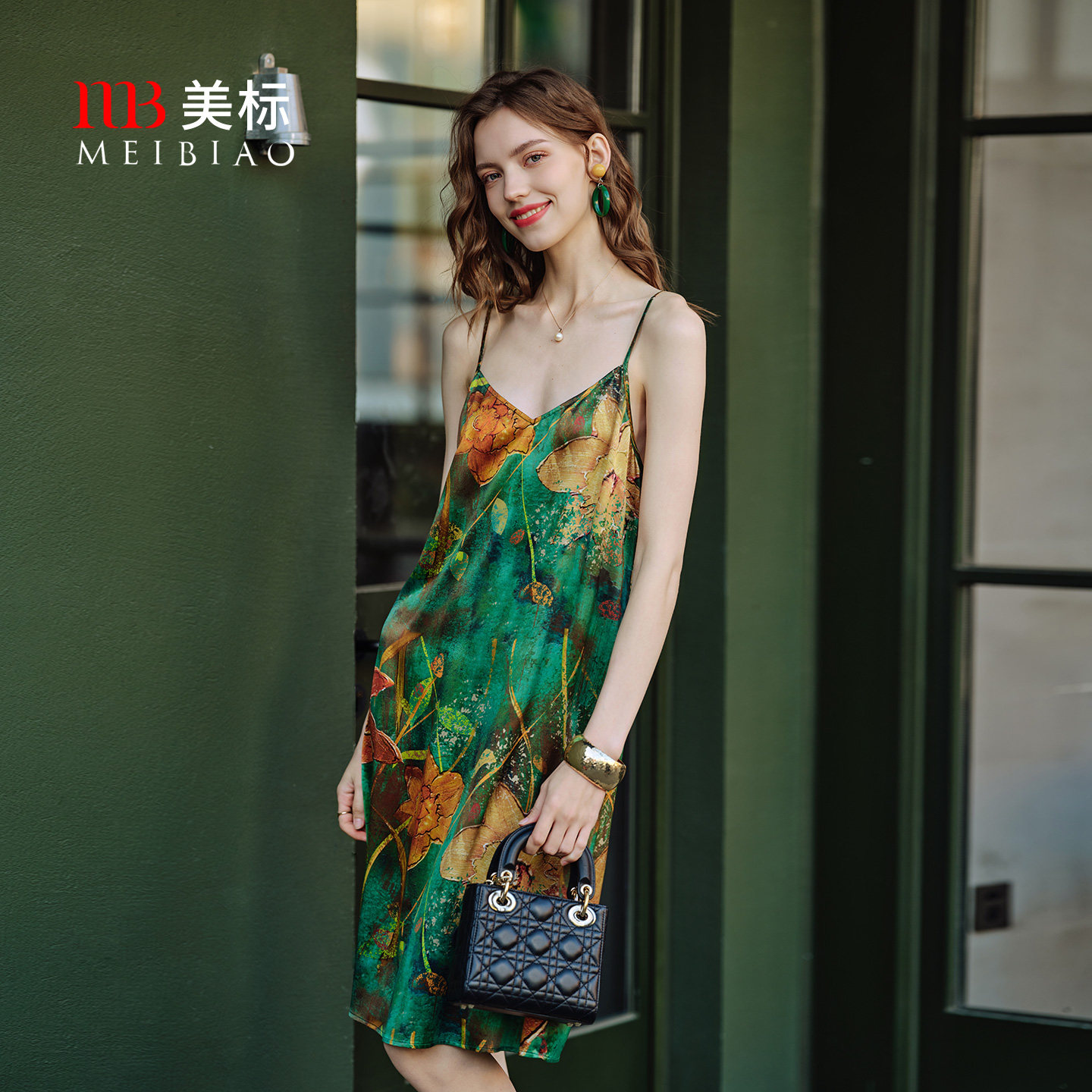 美标新品真丝吊带睡裙女夏100%桑蚕丝睡衣可外穿度假风丝绸家居服