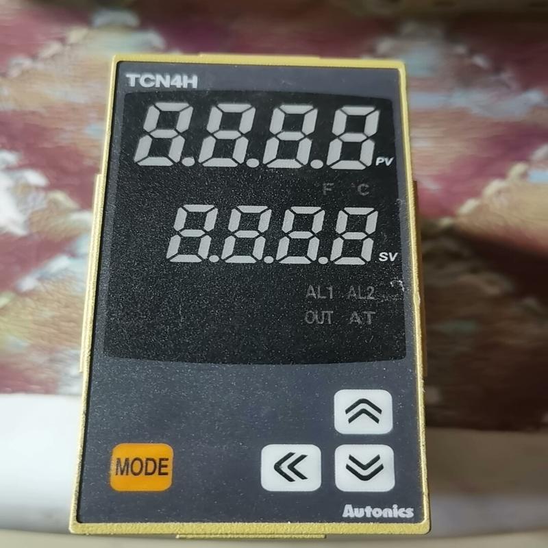 [议价]奥托尼克斯温控器TCN4H-24R   双数显温控仪