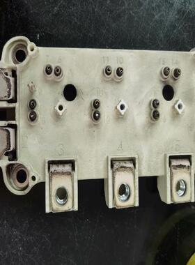 [议价]SEMiX101GD126HDs成色如图，固定脚塑料