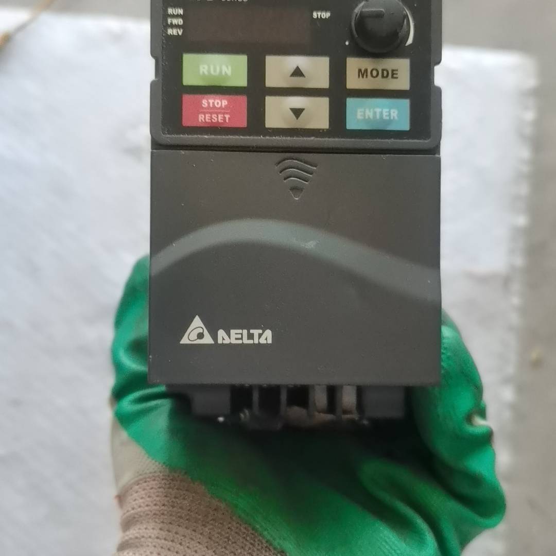 [议价]台达变频器VFD007E43A