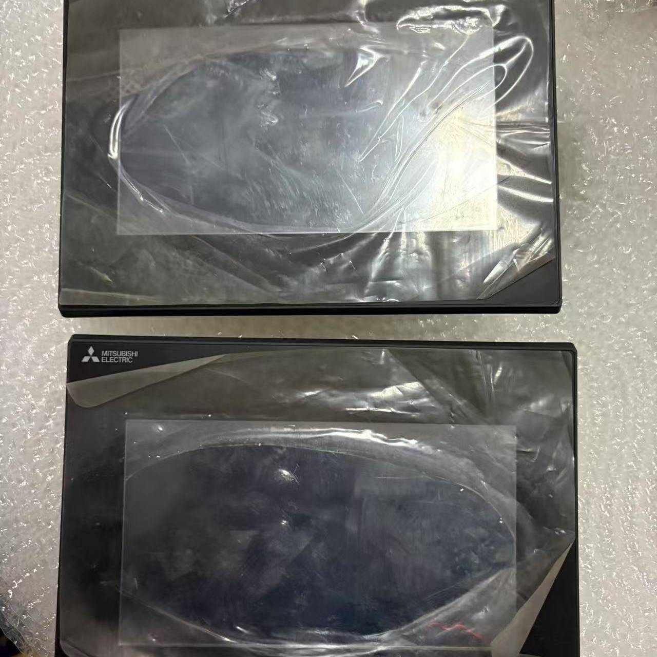 [议价]GS2107-WTBD三菱触摸屏实物图拍摄功能好
