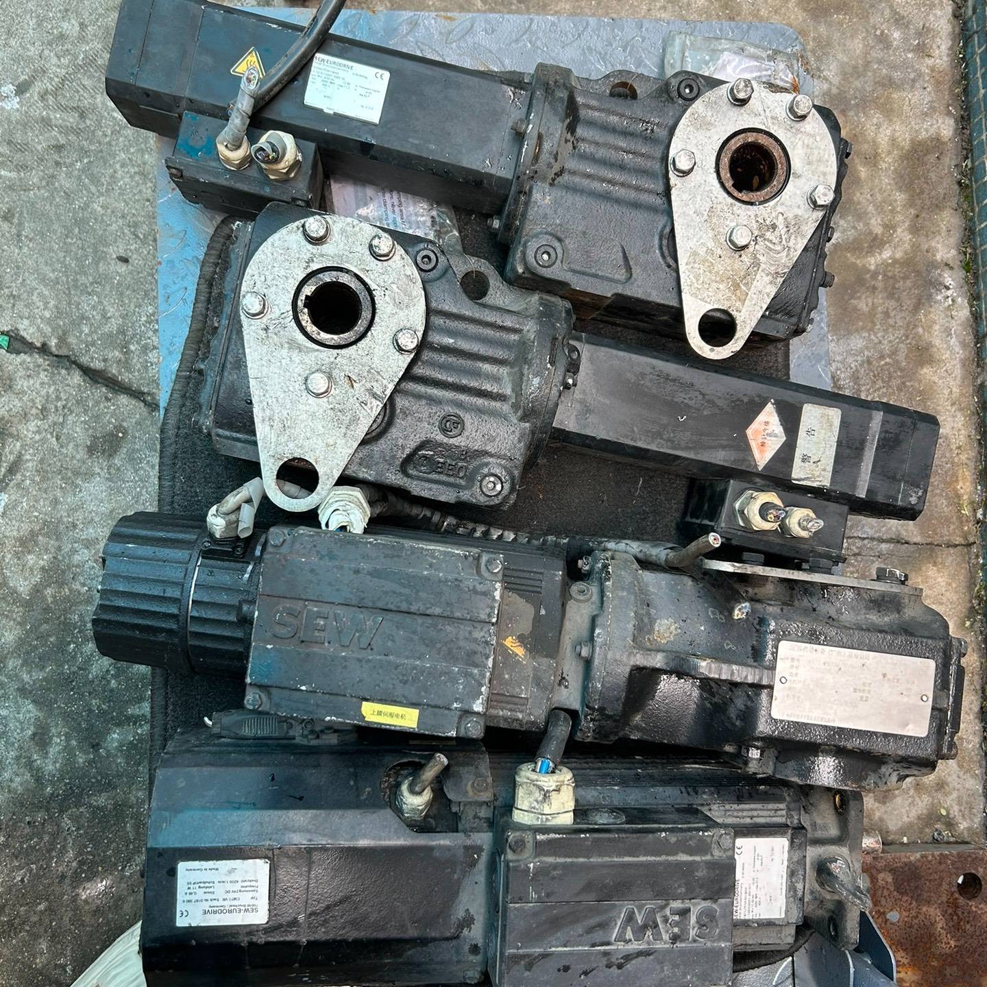 [议价]SEW电机 带减速机 FM71L/TF…CFM71M…DFS