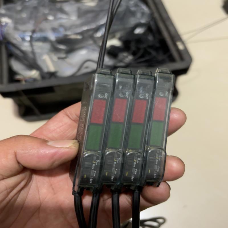 [议价]台湾瑞科Riko光纤放大器BR3-NP四个，线长30