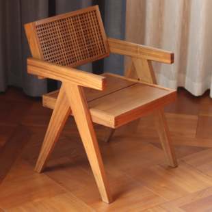 小钟名木 缅甸柚木昌迪加尔椅实木坐板休闲榫卯原木单人休闲椅