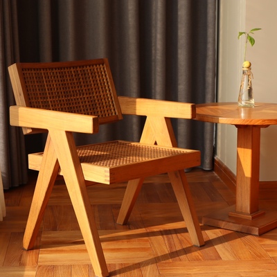 柚木昌迪加尔休闲椅扶手椅