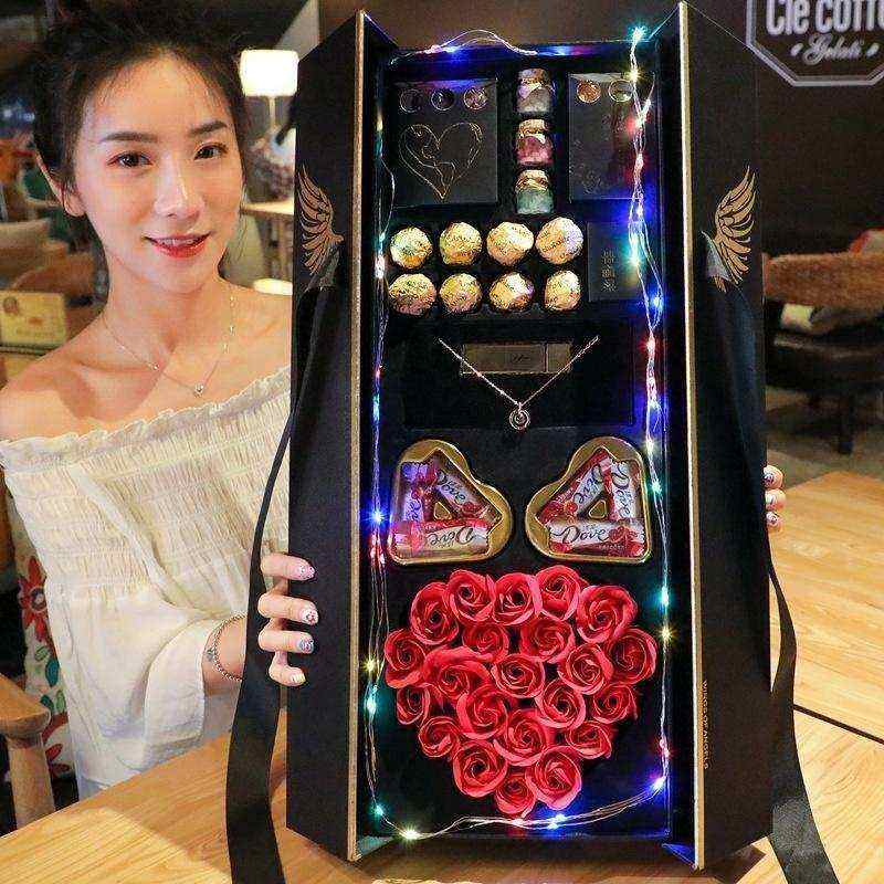 【2020年新年/生日】创意礼盒，11种礼物！不凋落香皂玫瑰花盒