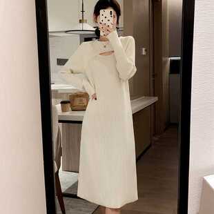 2025秋冬新款针织打底连衣裙女长款过膝宽松高级感大衣内搭毛衣裙
