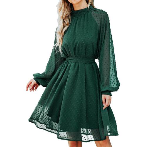 Womenweddinguestrlvach