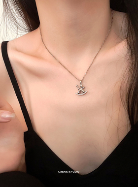 小狗吊坠项链女ins冷淡风配饰品甜酷小众设计感夏天配裙子锁骨链