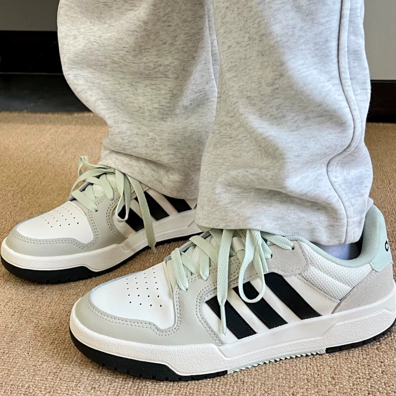 adidas ENTRAP 牛剖层革合成革 百搭休闲 美式校园风 少年感 板鞋