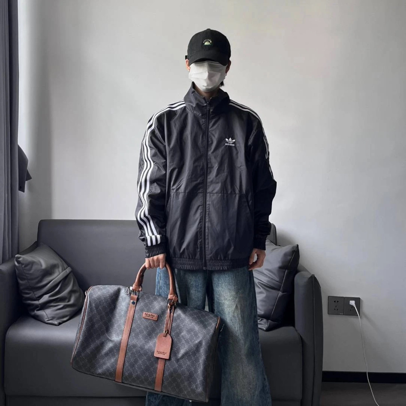 adidas originals 3 Stripe Logo三条纹休闲运动夹克 男款 黑色
