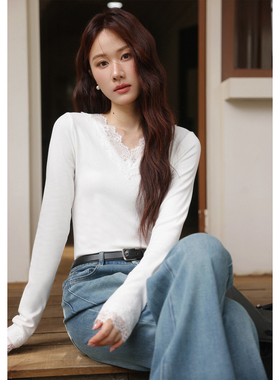 JOCO CHIC白色简约蕾丝花边针织T恤女2025冬修身显瘦内搭打底上衣