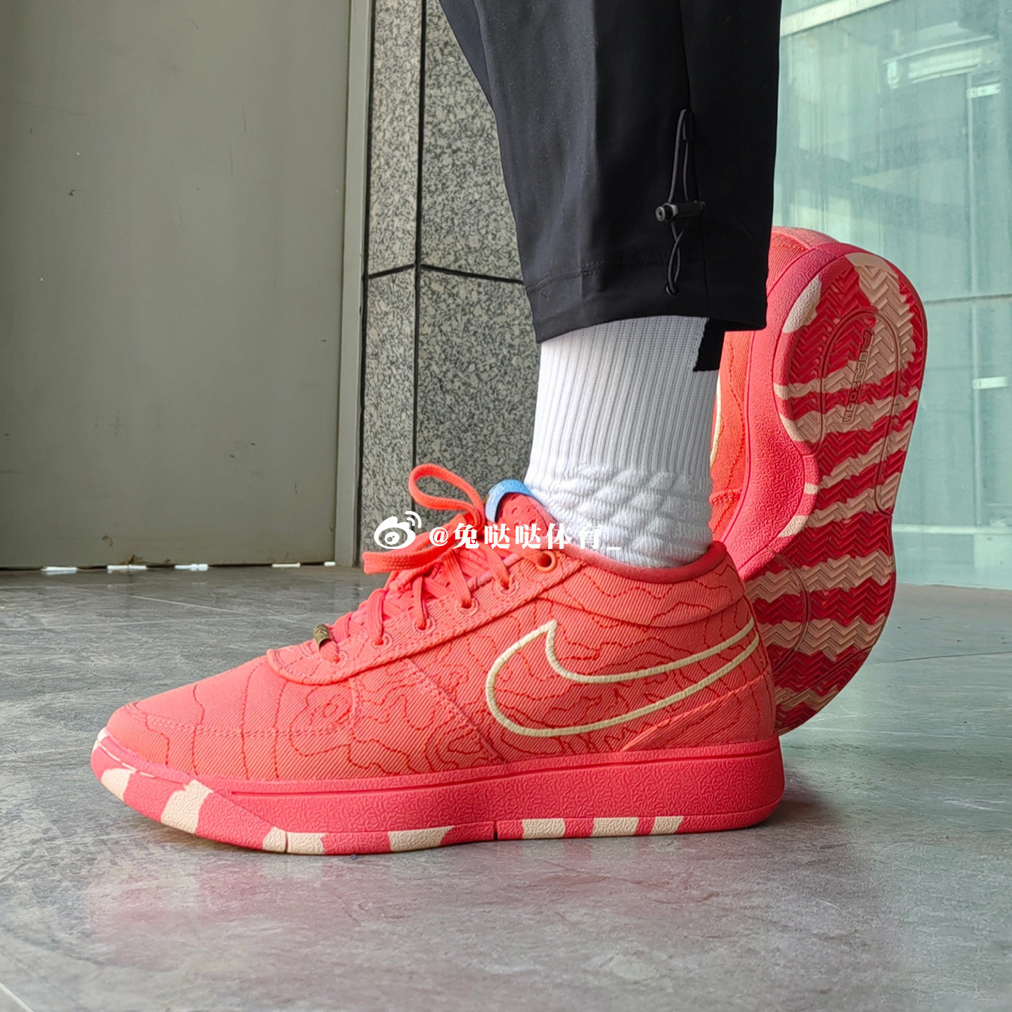 Nike男款 BOOK 1 气篮球鞋