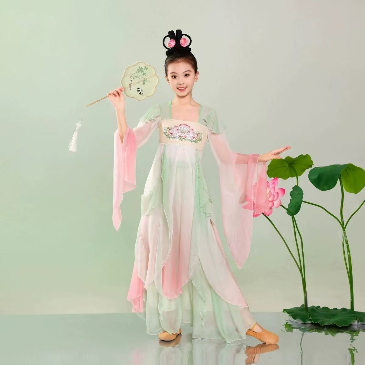 儿童古典舞演出服鱼戏莲叶间襦裙