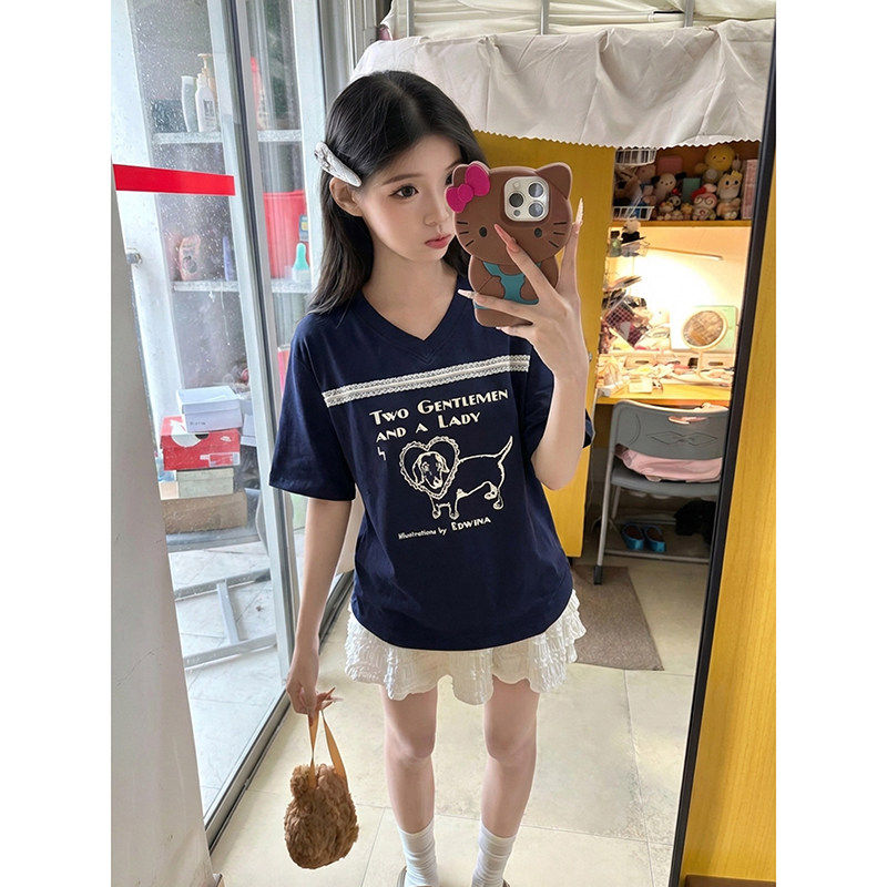 藏青色蕾丝拼接v领短袖t