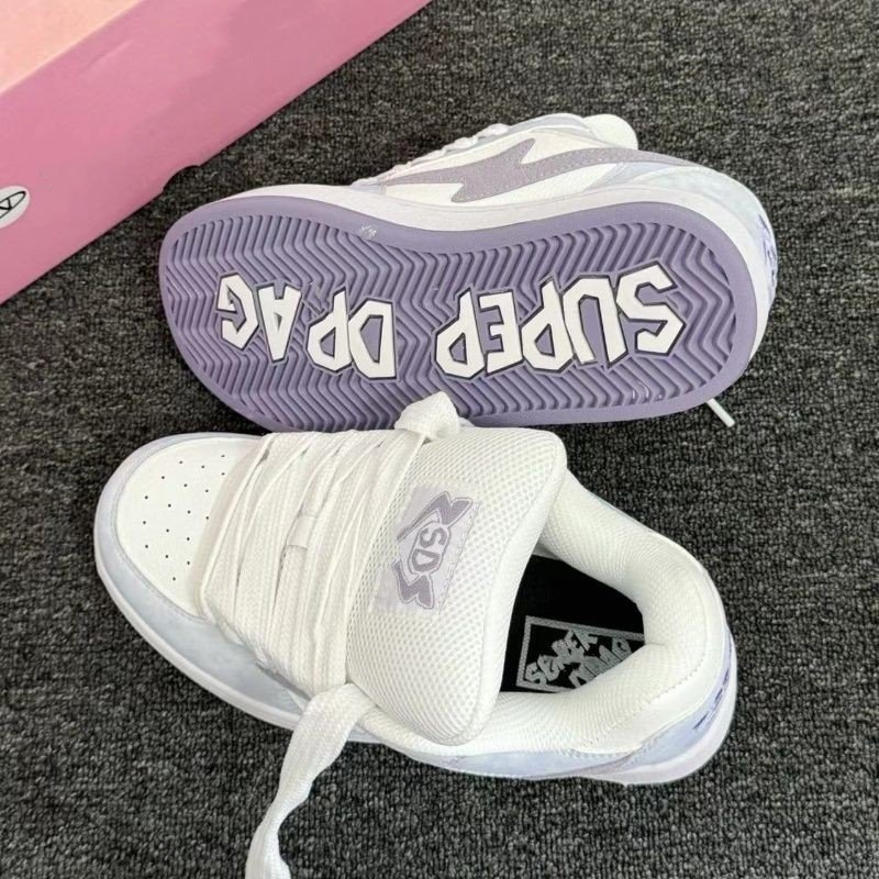 新款芋泥紫闪电字母底面包鞋女ins小众百搭耐磨滑板鞋厚底休闲鞋